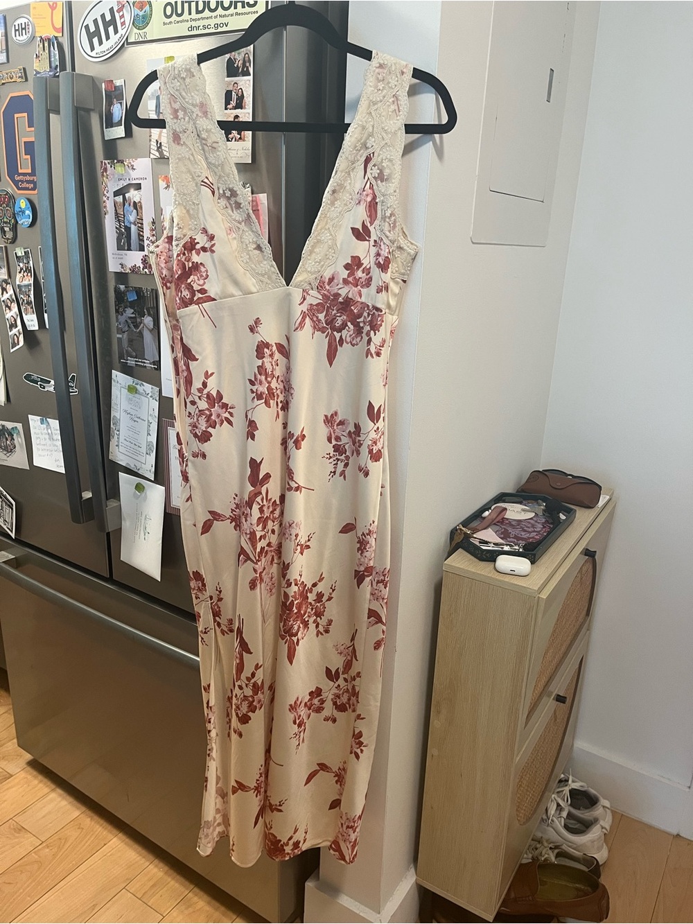 Abercrombie & Fitch Cream Slip Dress with Pink Floral Print - Picture 2 of 3